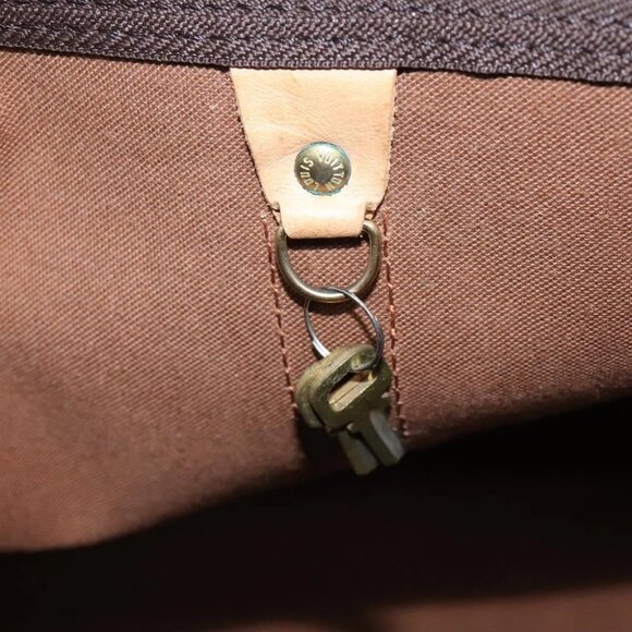 LOUIS VUITTON Monogram Keepall 60 Boston Bag - Picture 13 of 14